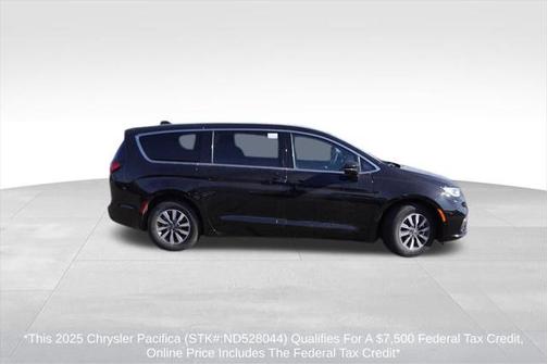 2025 Chrysler Pacifica Hybrid Select