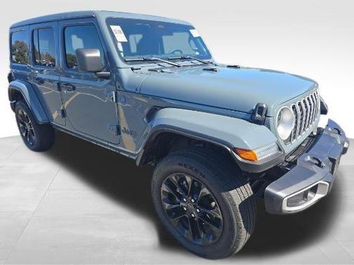 Anvil Clearcoat 2025 Jeep Wrangler 4xe Sahara