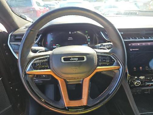 2022 Jeep Grand Cherokee 4xe Summit Reserve