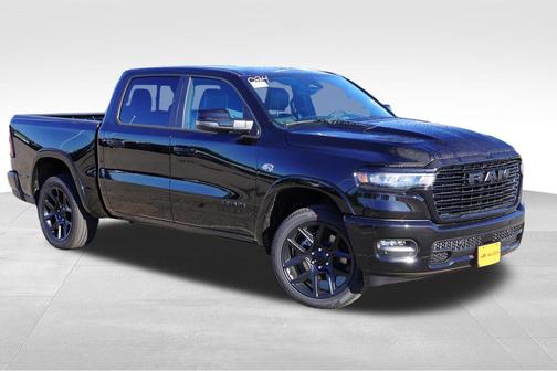 Diamond Black Crystal Pearlcoat 2026 RAM 1500 Laramie