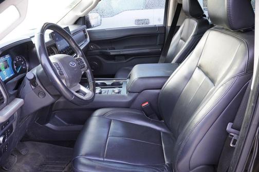 2022 Ford Expedition Max XLT