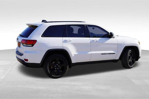 Bright White Clearcoat 2020 Jeep Grand Cherokee Upland