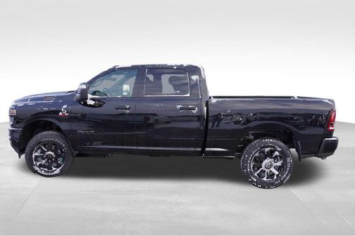 2026 RAM 3500 Big Horn Crew Cab 4x4 6'4' Box