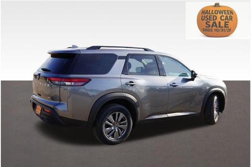 2025 Nissan Pathfinder SV 4WD
