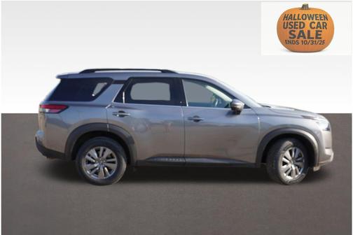 2025 Nissan Pathfinder SV 4WD