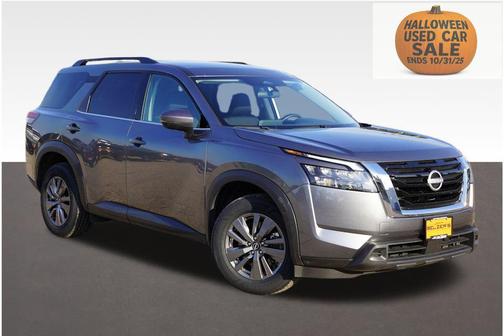 2025 Nissan Pathfinder SV 4WD