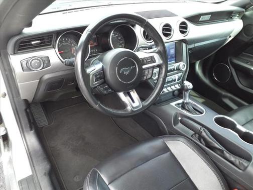 2022 Ford Mustang