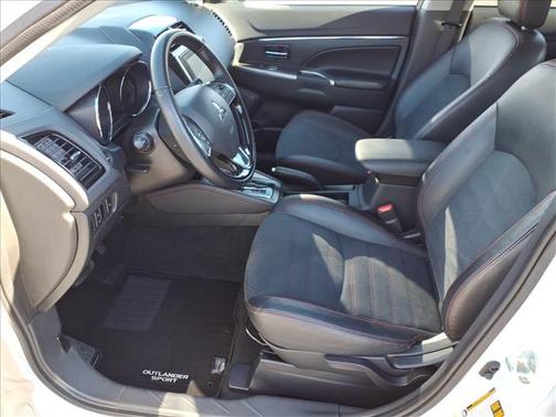 2024 Mitsubishi Outlander Sport SE