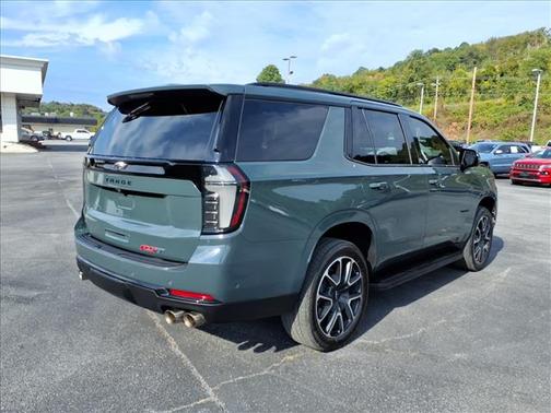 2025 Chevrolet Tahoe RST