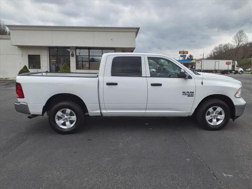 2023 RAM 1500 SLT