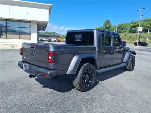 Granite Crystal Metallic Clearcoat 2021 Jeep Gladiator High Altitude