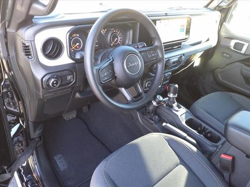 2025 Jeep Gladiator Nighthawk
