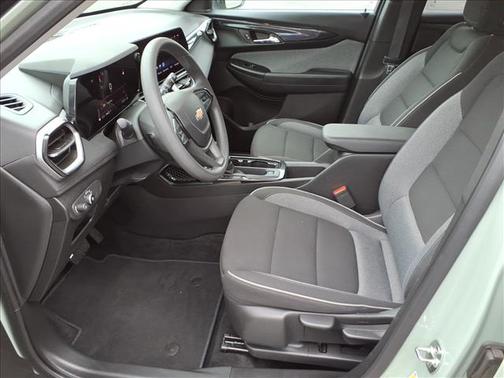 Cacti Green 2025 Chevrolet Trailblazer LT