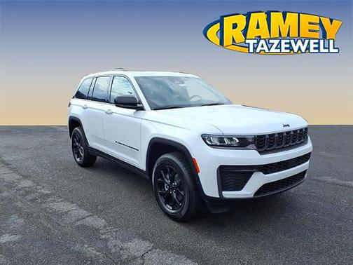 2026 Jeep Grand Cherokee Laredo Altitude