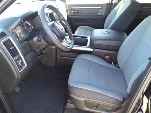 2022 RAM 1500 SLT