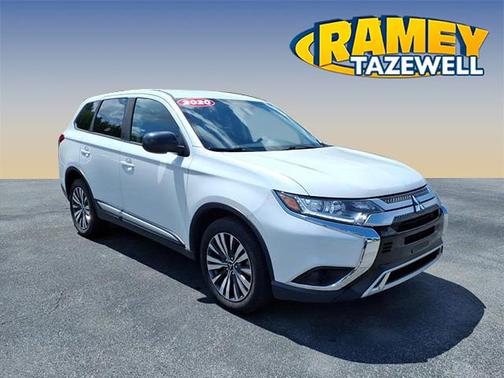 White 2020 Mitsubishi Outlander ES