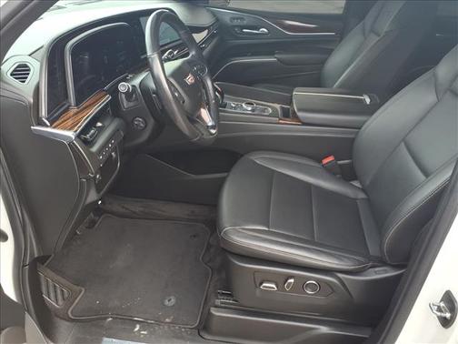 2022 Cadillac Escalade Luxury