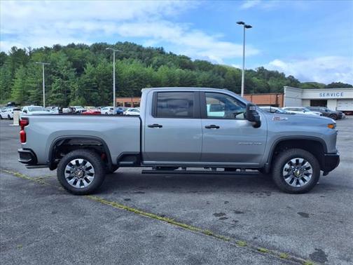 2025 Chevrolet Silverado 2500 Custom