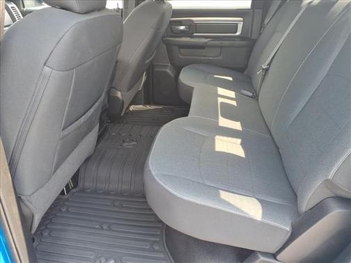 Hydro Blue Pearlcoat 2022 RAM 1500 Classic Warlock