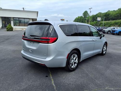 2024 Chrysler Pacifica Limited