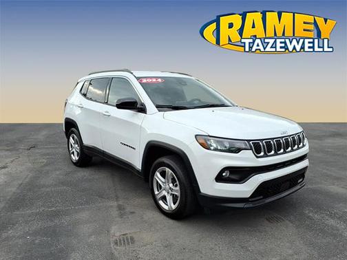 Bright White Clearcoat 2024 Jeep Compass Latitude