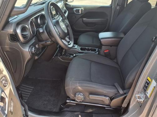 2023 Jeep Gladiator Sport S