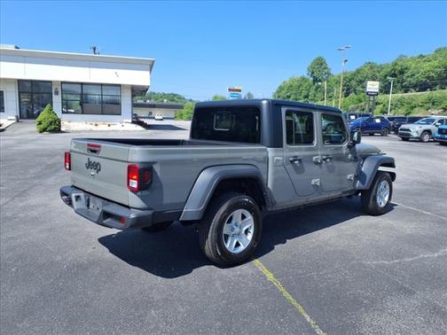 2023 Jeep Gladiator Sport S