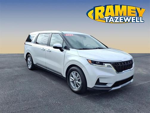 2023 Kia Carnival LX