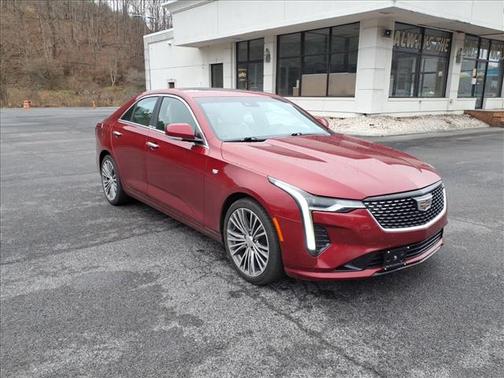 2023 Cadillac CT4 Premium Luxury
