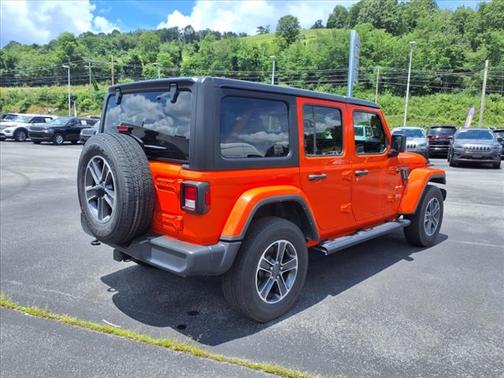 2023 Jeep Wrangler Sahara