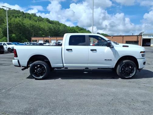 Bright White Clearcoat 2026 RAM 2500 Big Horn