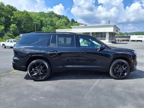 2024 Chevrolet Traverse AWD RS