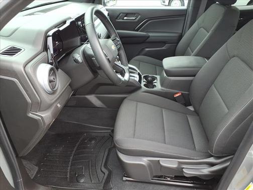 2024 Chevrolet Colorado 4WD LT
