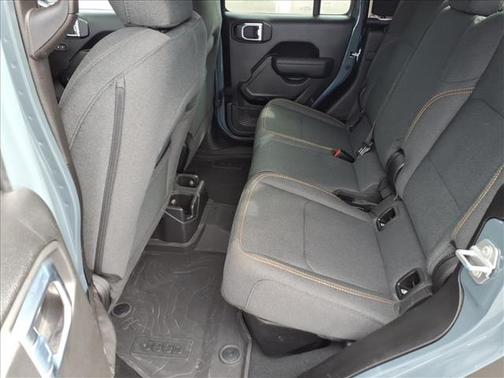 2024 Jeep Gladiator Sport S