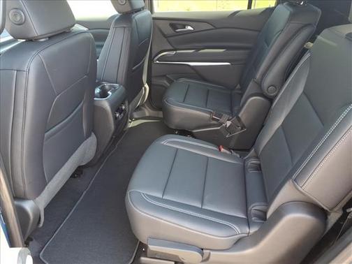 Lakeshore Blue Metallic 2026 Chevrolet Traverse AWD LT