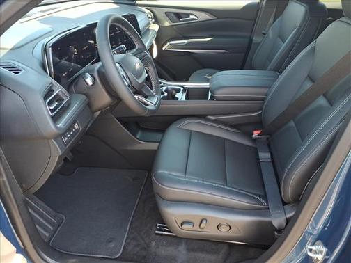 Lakeshore Blue Metallic 2026 Chevrolet Traverse AWD LT