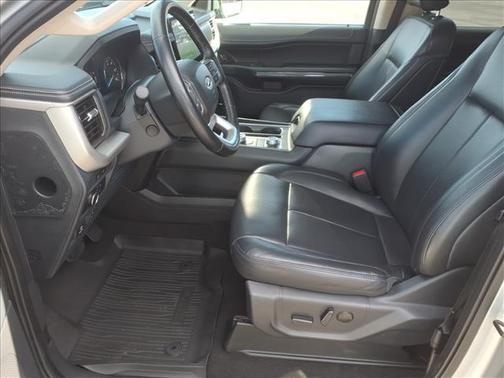 Silver 2024 Ford Expedition Max XLT