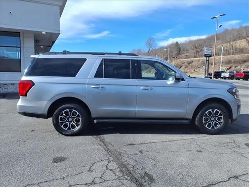 Silver 2024 Ford Expedition Max XLT