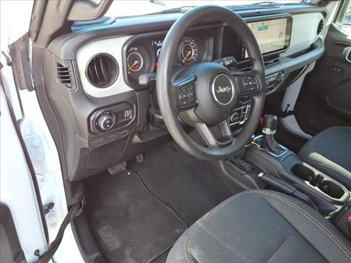 2025 Jeep Gladiator Nighthawk