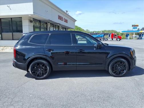 Ebony Black 2022 Kia Telluride EX
