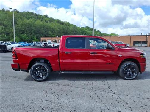 Molten Red Pearlcoat 2026 RAM 1500 Express