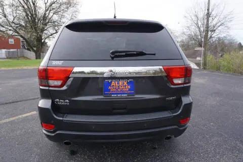 Black 2011 Jeep Grand Cherokee Laredo