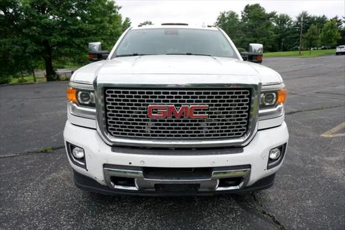 2015 GMC Sierra 2500 Denali