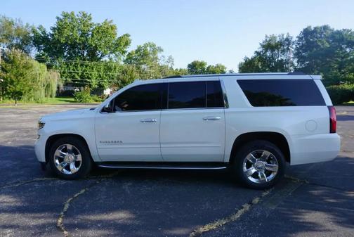 White 2017 Chevrolet Suburban Premier