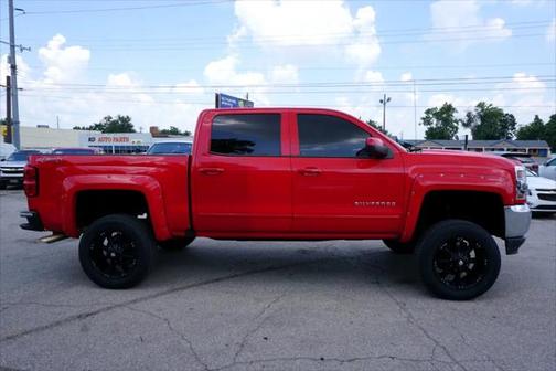 2017 Chevrolet Silverado 1500 2LT