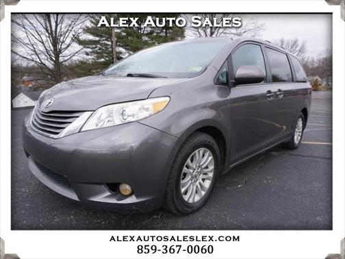 2014 Toyota Sienna XLE