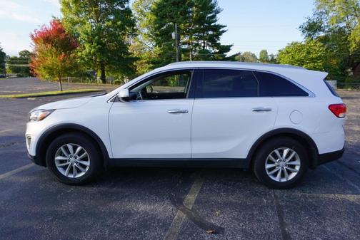 2018 Kia Sorento LX