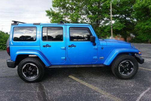 Hydro Blue Pearl Coat 2014 Jeep Wrangler Unlimited Polar Edition