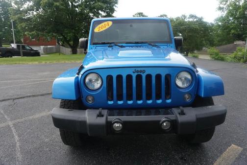 Hydro Blue Pearl Coat 2014 Jeep Wrangler Unlimited Polar Edition