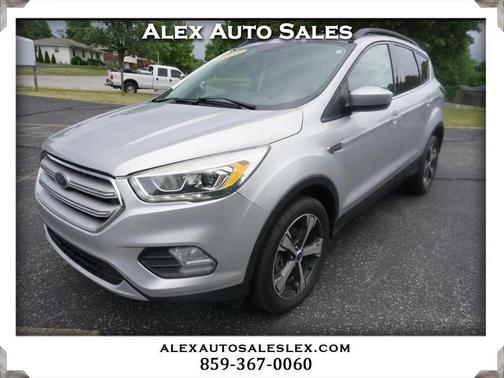 Ingot Silver Metallic 2018 Ford Escape SEL